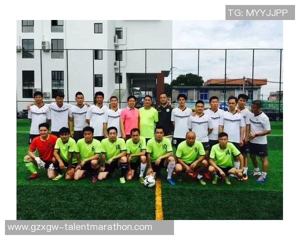 上海足球队荣登足球节奏排行榜第三名引发热议 上海足球队荣登足球节奏排行榜第三名引发热议