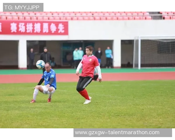 最有斗志的足球明星们如何在赛场上激励自己与队友奋勇拼搏